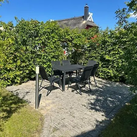 Feriehus Koenigshoern Eg, Helle Mit 2 Terrassen, Eigenem Eingezaeuntem Garten Und Naehe Zum Hunde Herzlich Willkommen *