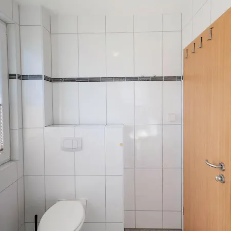 Koenigshoern Eg, Helle Mit 2 Terrassen, Eigenem Eingezaeuntem Garten Und Naehe Zum Hunde Herzlich Willkommen *